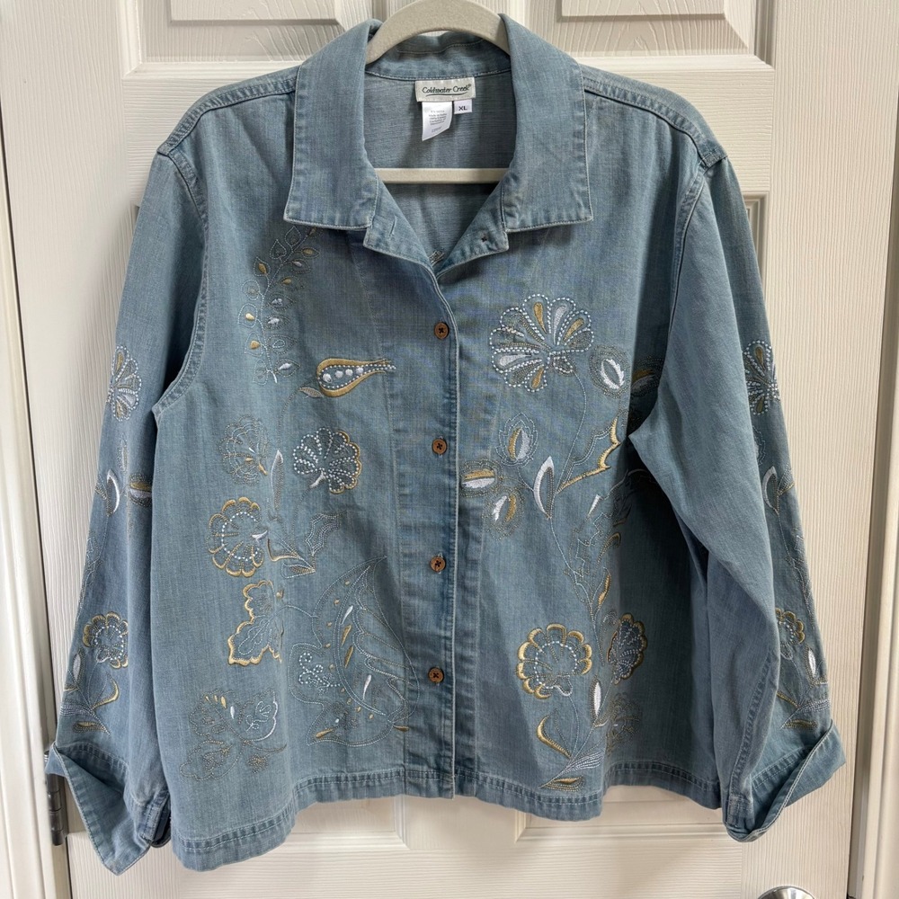 Coldwater Creek Womens XL Embroidered Denim Jacket Light Wash Floral Blue Cotton
